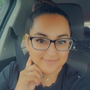 Meet your Posher, Ariana